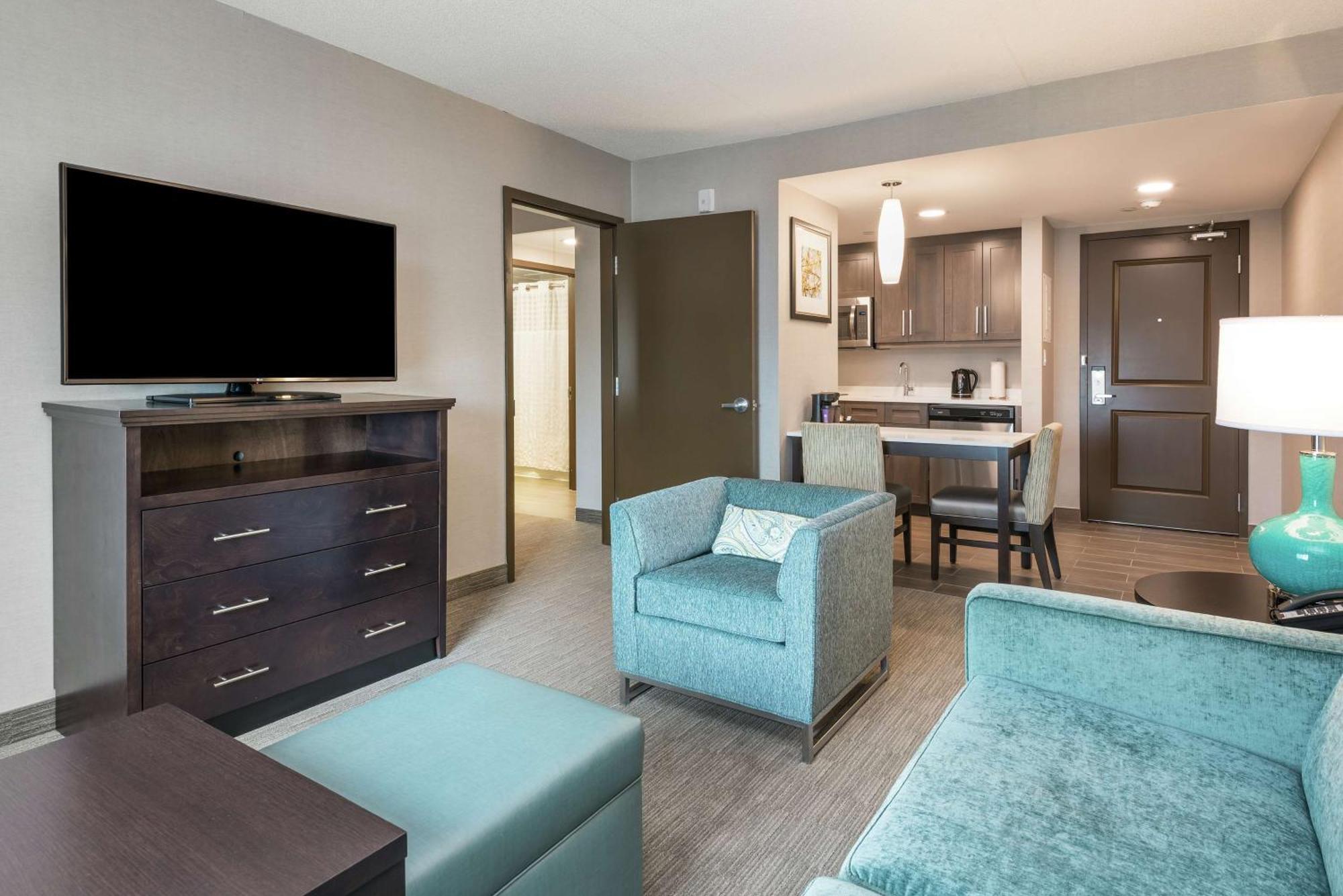 Homewood Suites By Hilton Ottawa Airport Bagian luar foto